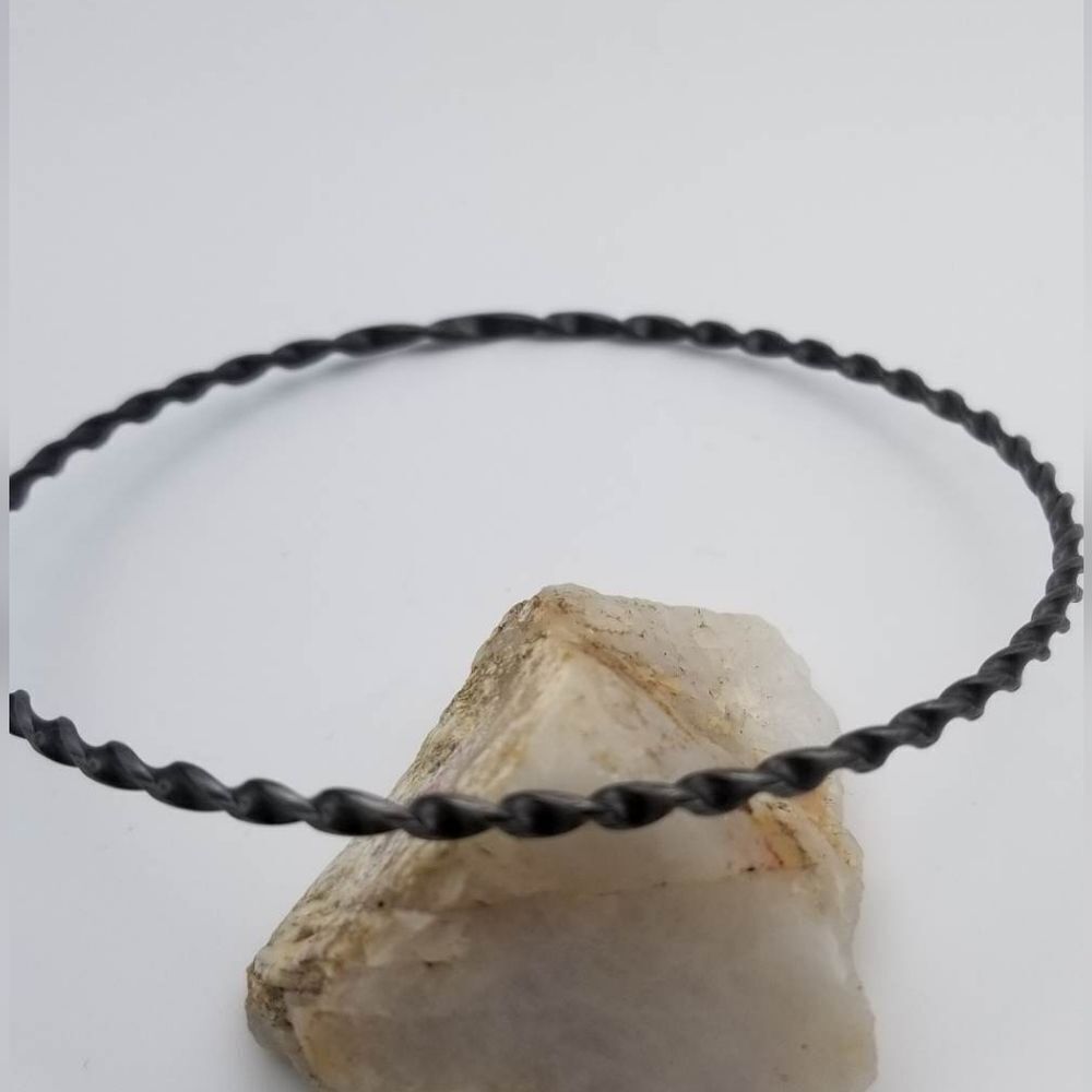Barbed wire‎ jail bird twist bracelet